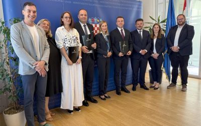 Contract worth EUR 10.8 million signed to support internationalization and development of innovative solutions within the B Light 2 project in the border area Hungary-Croatia